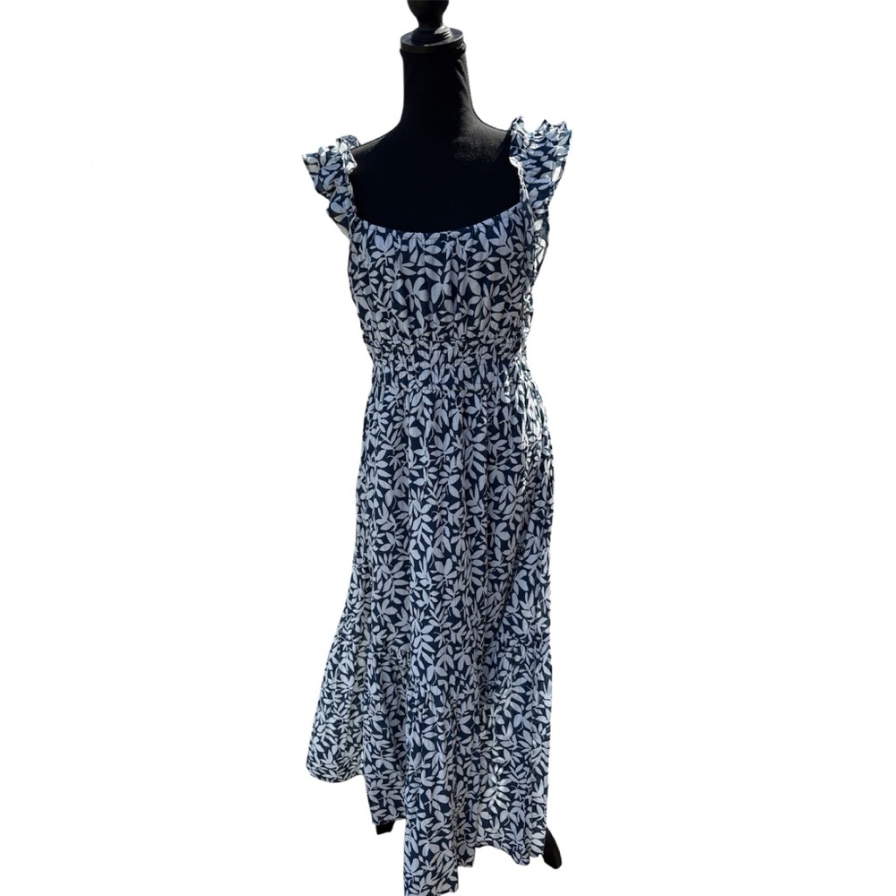 Abercrombie&Fitch NavyWhite Floral RuffleStrap SmockedMaxi DressCottage CoreSz L